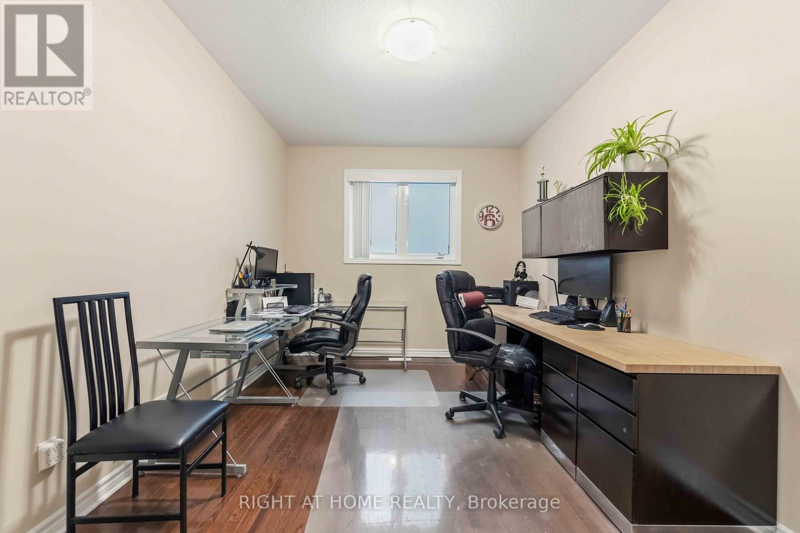 38 Penrith Street, Ottawa, Ontario  K2W 1E5 - Photo 33 - X12963296