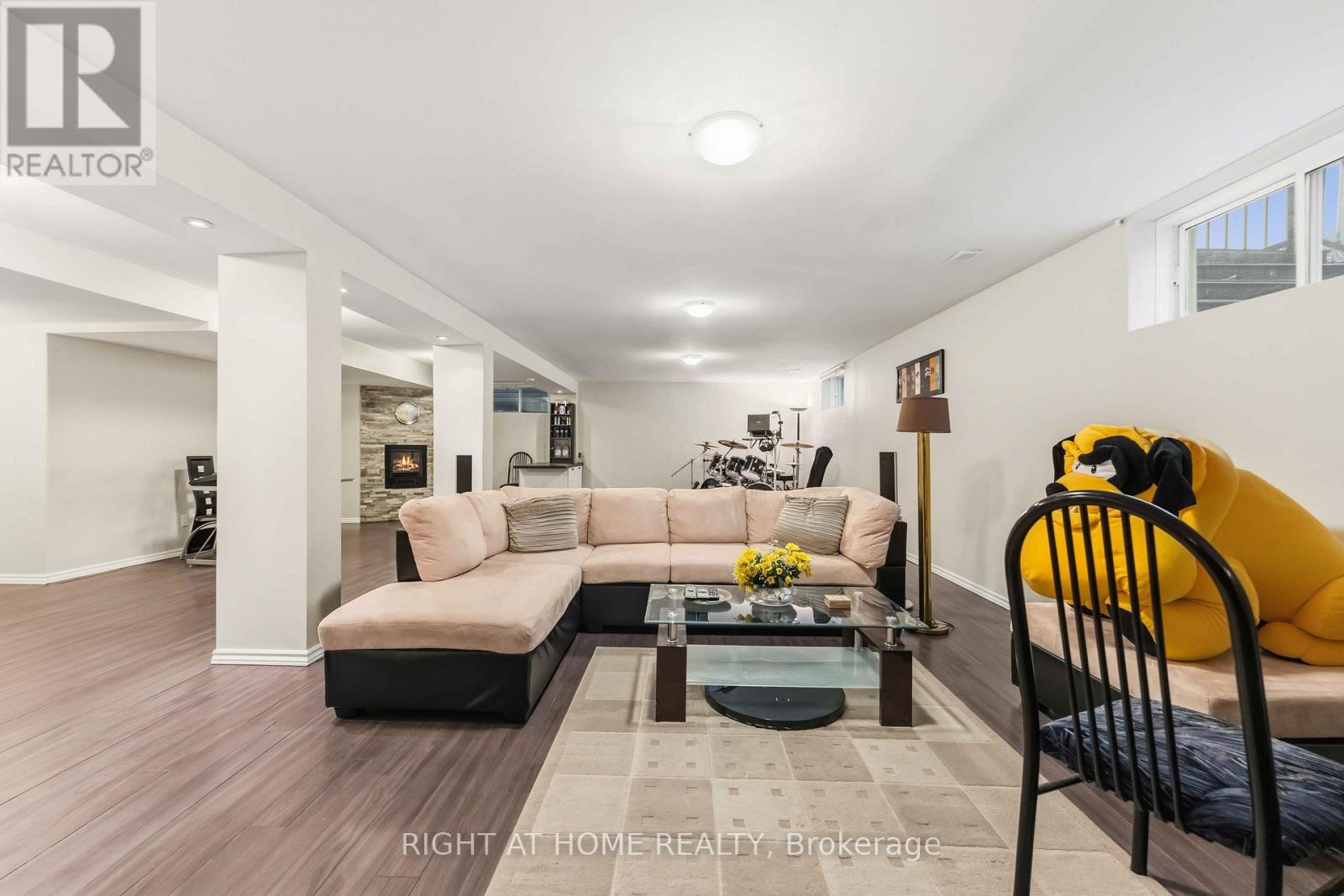 38 Penrith Street, Ottawa, Ontario  K2W 1E5 - Photo 40 - X12963296