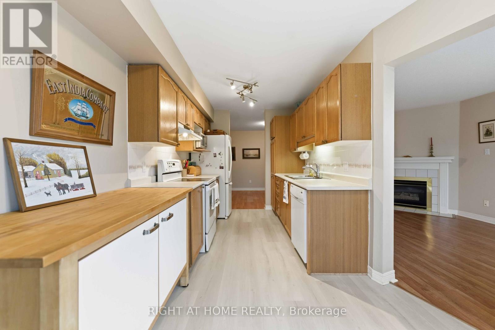 220 Windhurst Drive, Ottawa, Ontario  K2G 6H9 - Photo 11 - X12963304