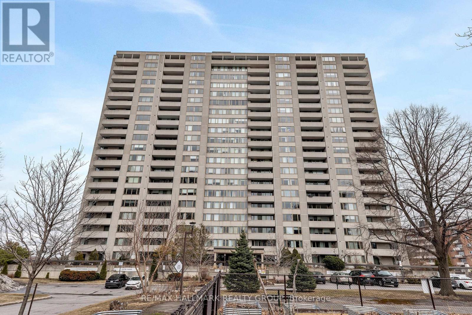 1706 - 2625 Regina Street, Ottawa, Ontario  K2B 5W8 - Photo 2 - X12963344