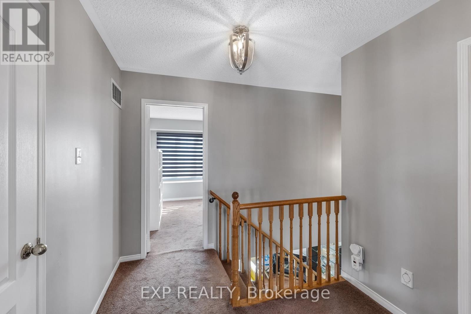 45 Sandlewood Court, Aurora, Ontario  L4G 7N2 - Photo 20 - N12963154