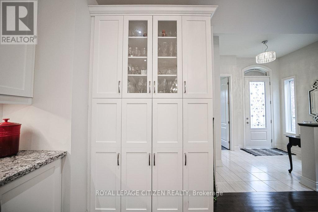 19 Westmount Drive, New Tecumseth, Ontario  L9R 0P5 - Photo 12 - N12963224