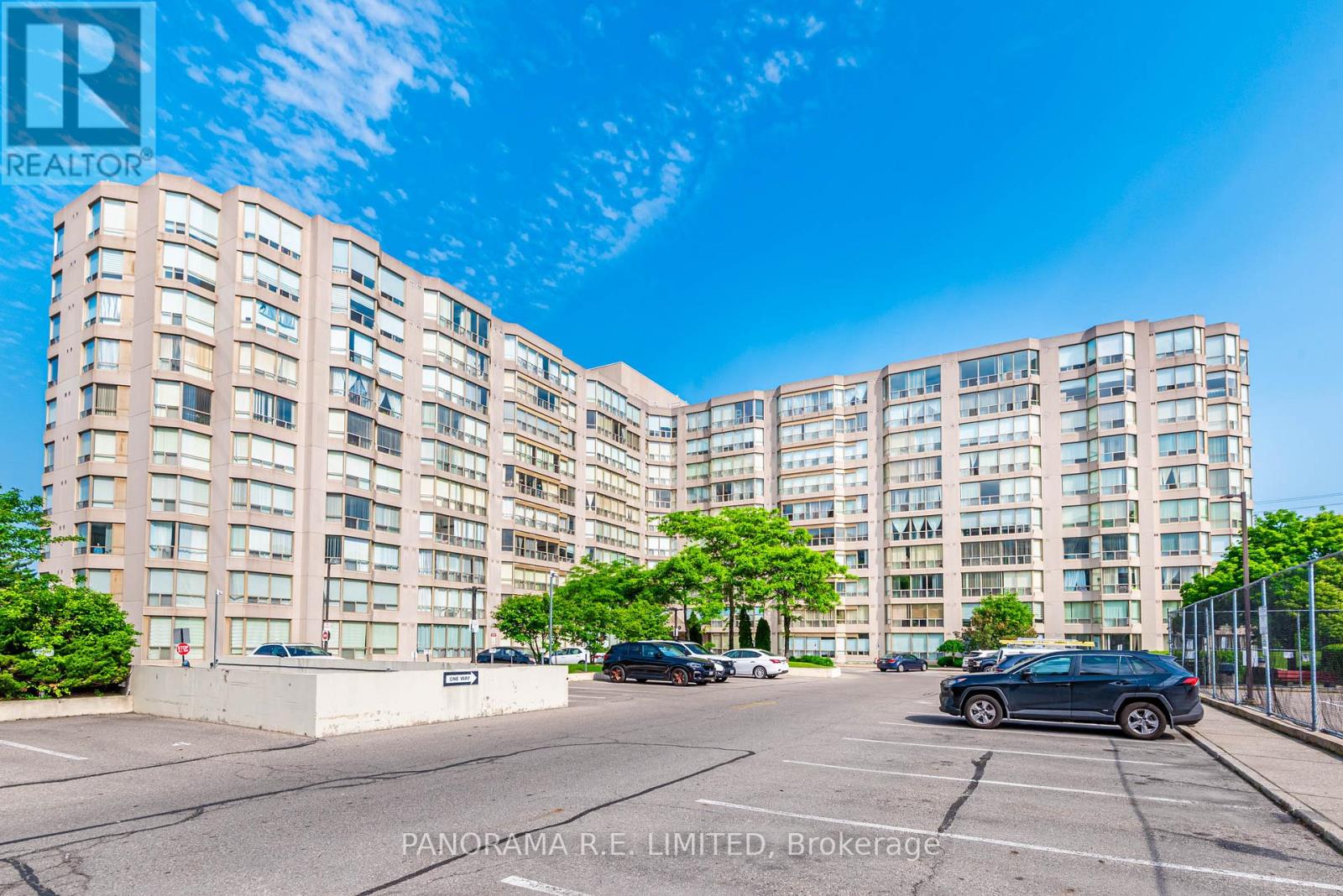 504 - 309 MAJOR MACKENZIE DRIVE E, Richmond Hill, Ontario