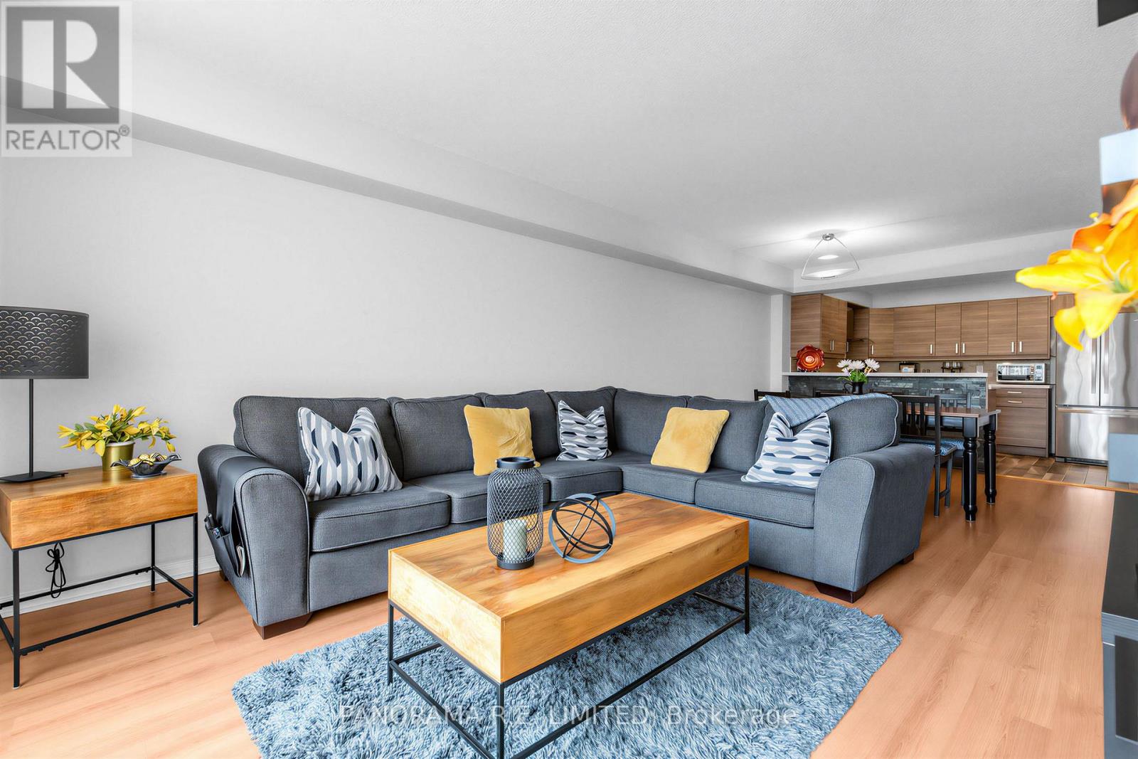 504 - 309 Major Mackenzie Drive E, Richmond Hill, Ontario  L4C 9V5 - Photo 3 - N12963260