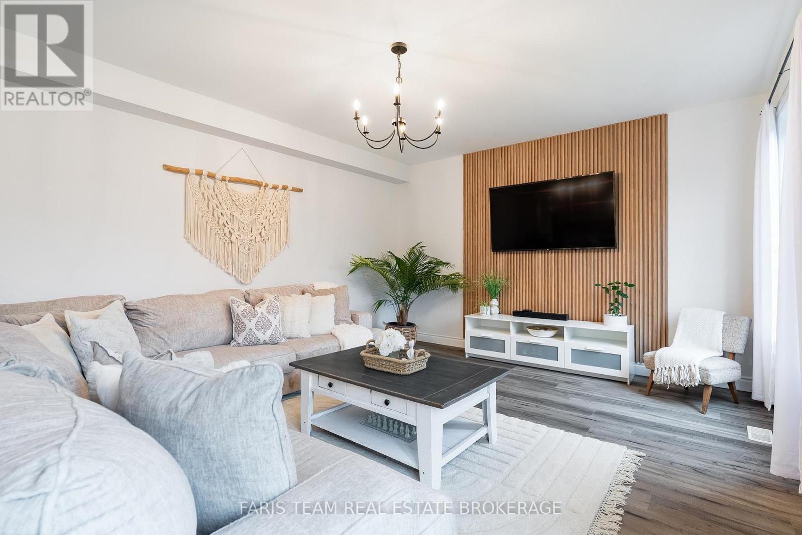 184 Brownley Lane, Essa (Angus), Ontario  L0M 1B6 - Photo 21 - N12963262