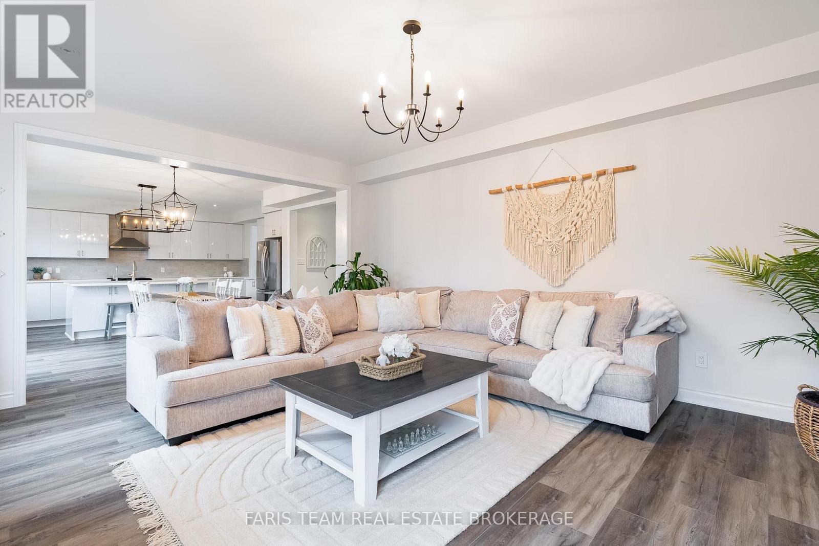 184 Brownley Lane, Essa (Angus), Ontario  L0M 1B6 - Photo 22 - N12963262