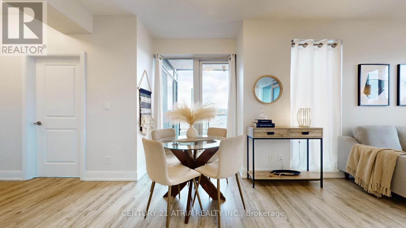 207 - 9600 Yonge Street, Richmond Hill (North Richvale), Ontario  L4C 0X3 - Photo 11 - N12963368