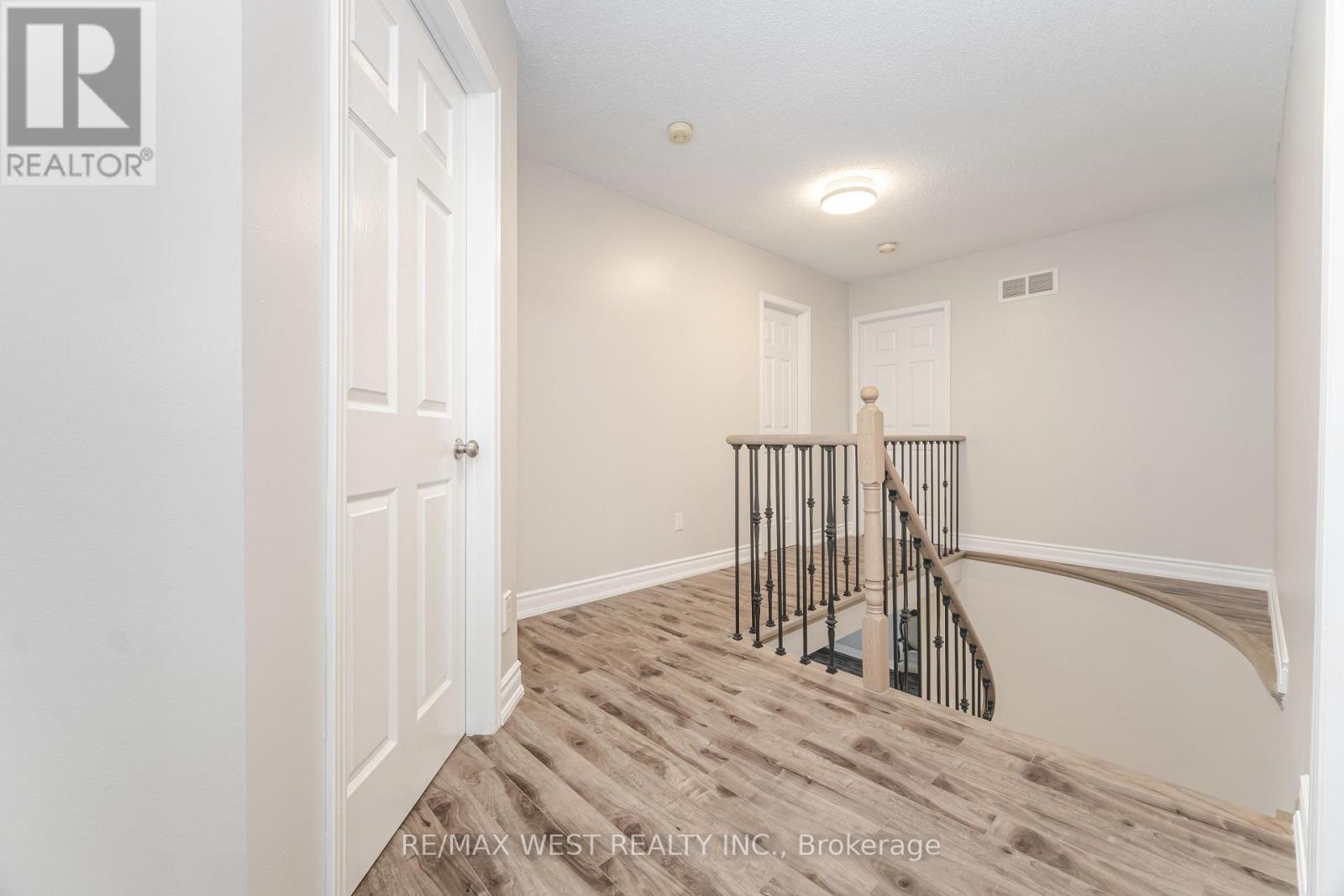 86 Dina Road, Vaughan, Ontario  L6A 1L7 - Photo 30 - N12963392