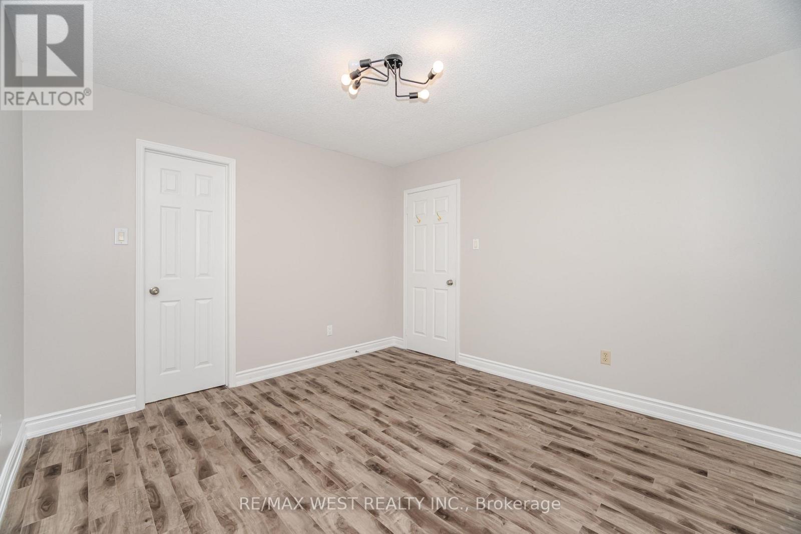 86 Dina Road, Vaughan, Ontario  L6A 1L7 - Photo 38 - N12963392