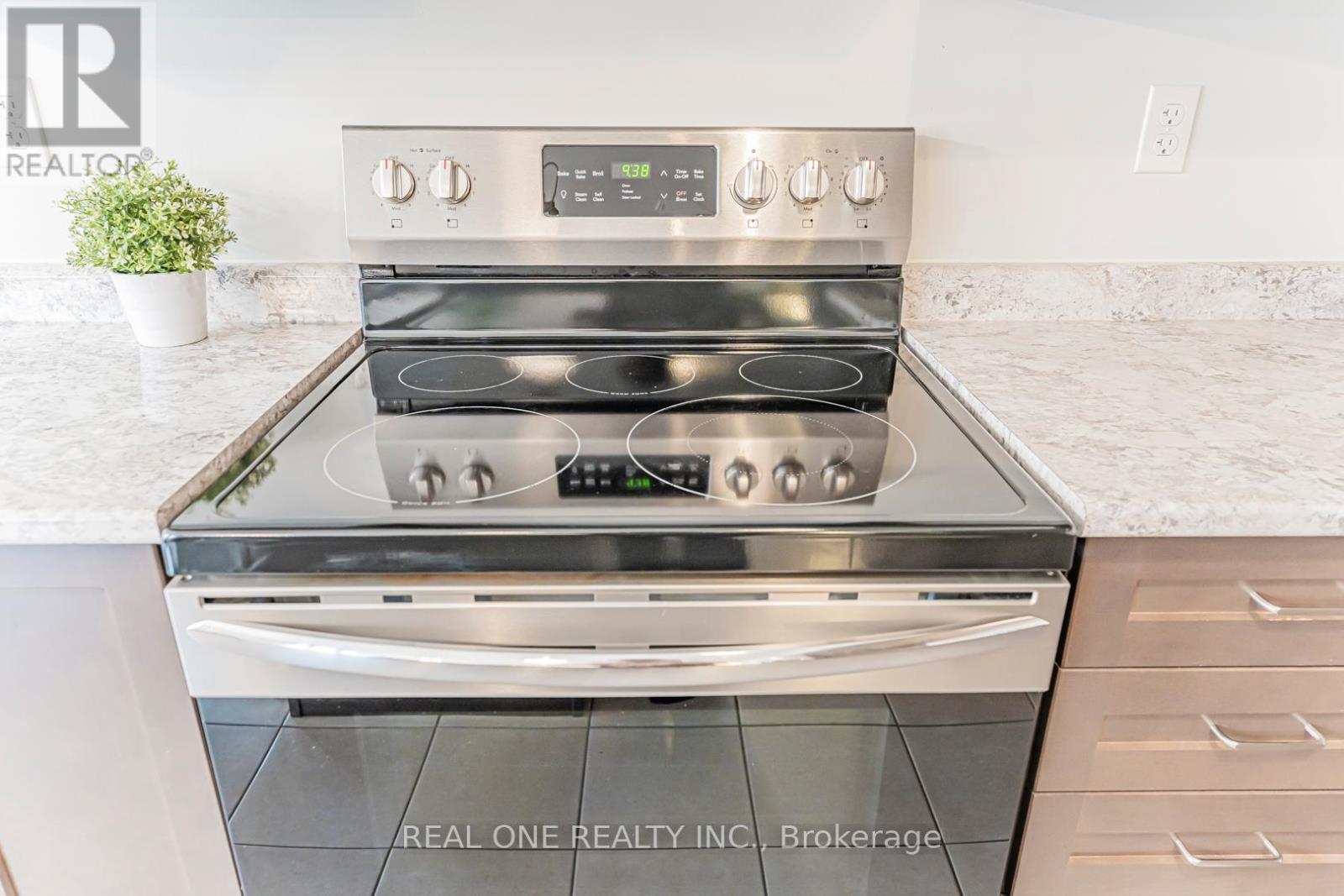 28 Kerr Street, Collingwood, Ontario  L9Y 4B6 - Photo 12 - S12963240