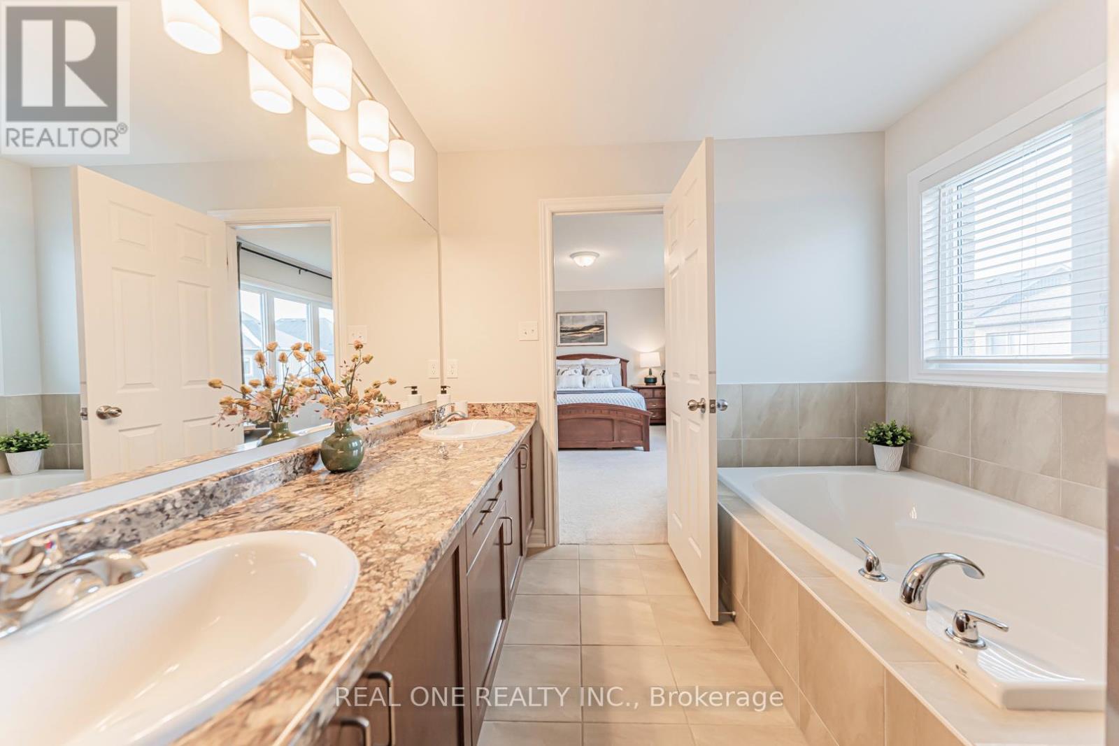 28 Kerr Street, Collingwood, Ontario  L9Y 4B6 - Photo 29 - S12963240