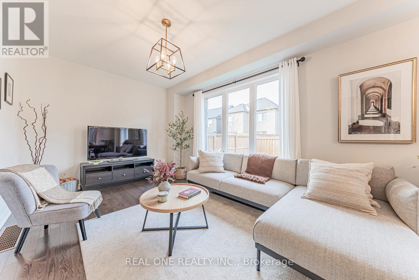 28 Kerr Street, Collingwood, Ontario  L9Y 4B6 - Photo 4 - S12963240