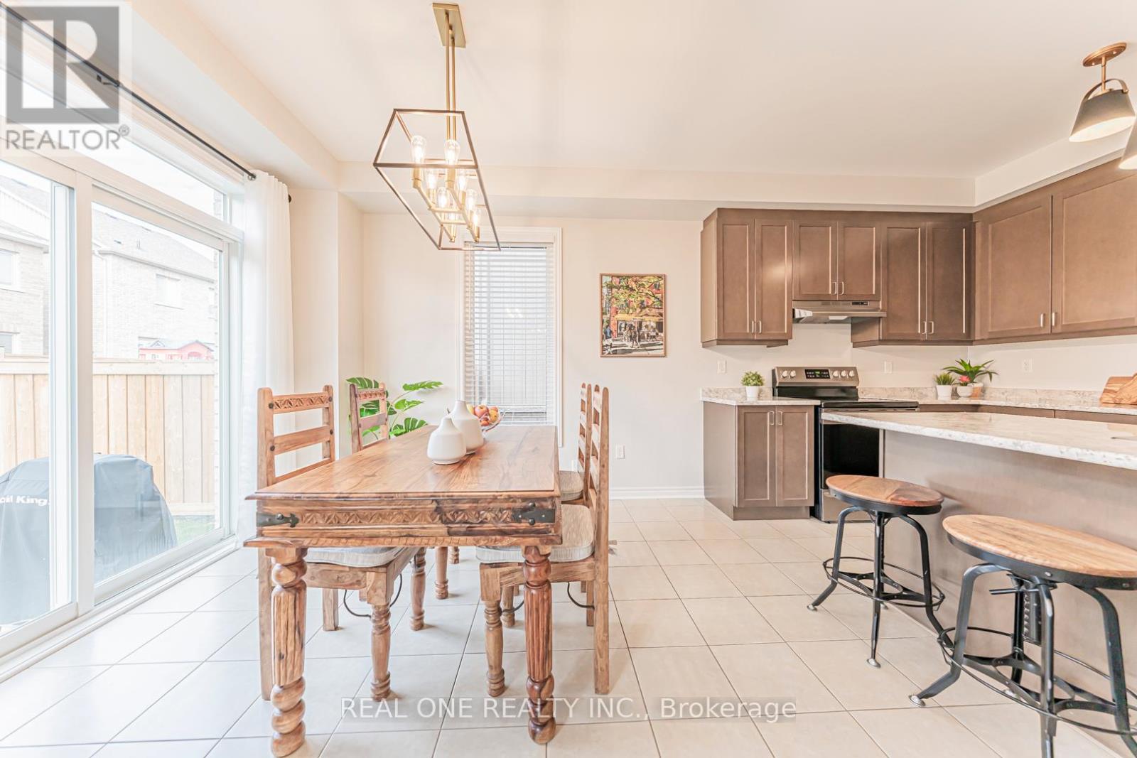 28 Kerr Street, Collingwood, Ontario  L9Y 4B6 - Photo 9 - S12963240