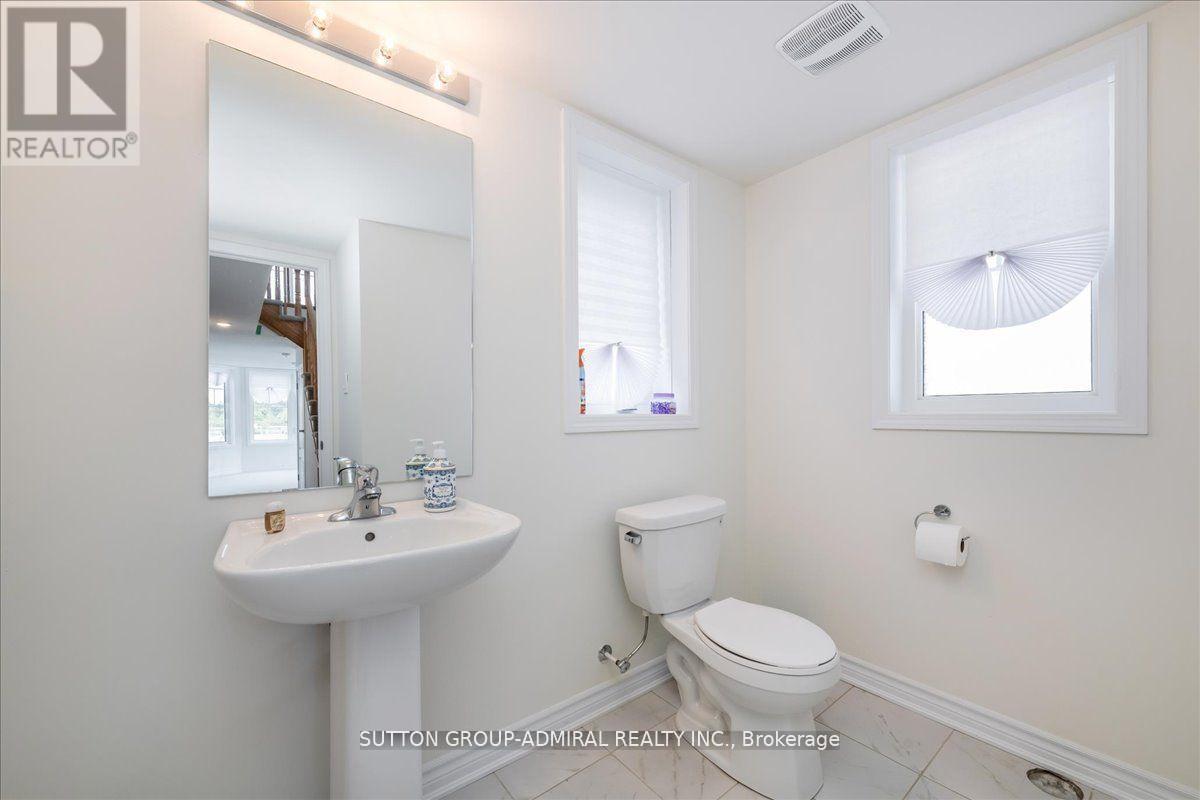 17 Lana Circle, Wasaga Beach, Ontario  L9Z 0L2 - Photo 5 - S12963246