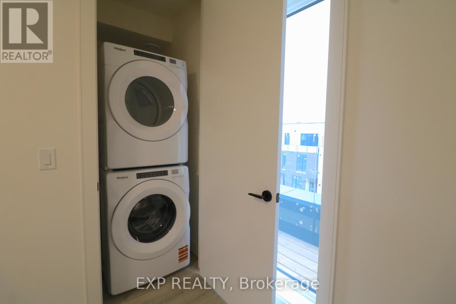 94 - 3 Abbot Street, St. Catharines, Ontario  L2P 2G3 - Photo 10 - X12963168