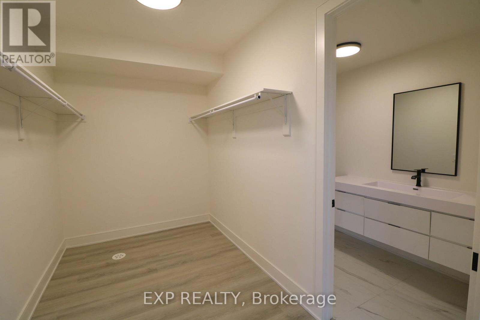 94 - 3 Abbot Street, St. Catharines, Ontario  L2P 2G3 - Photo 14 - X12963168