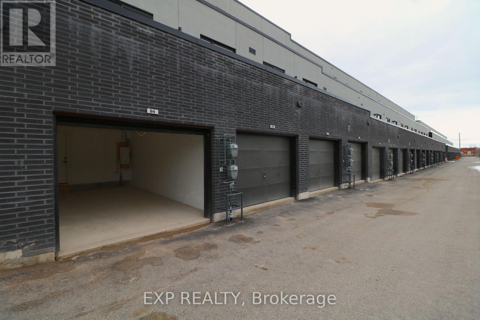 94 - 3 Abbot Street, St. Catharines, Ontario  L2P 2G3 - Photo 16 - X12963168