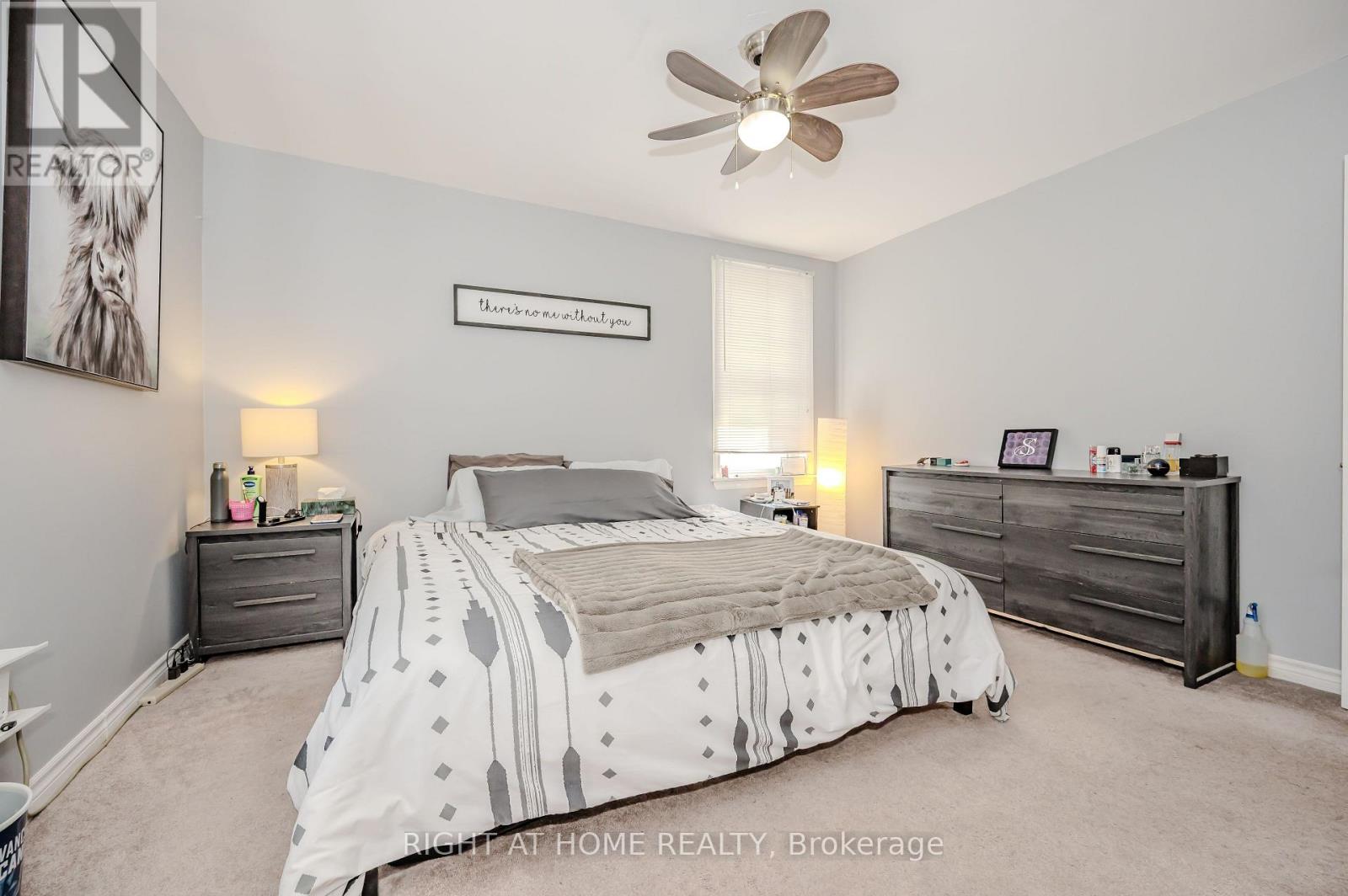 126 Poplar Avenue, Halton Hills, Ontario  L7J 2E2 - Photo 14 - W12963176