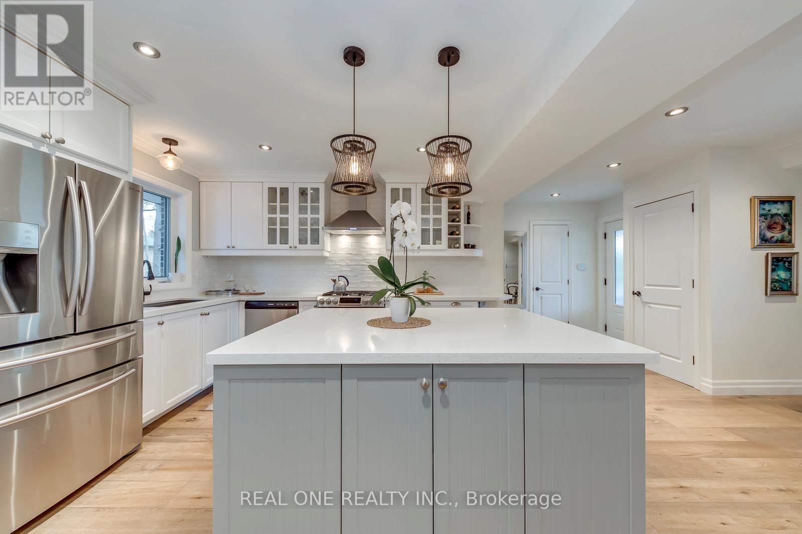 179 Shanley Terrace, Oakville, Ontario  L6K 2H7 - Photo 12 - W12963186