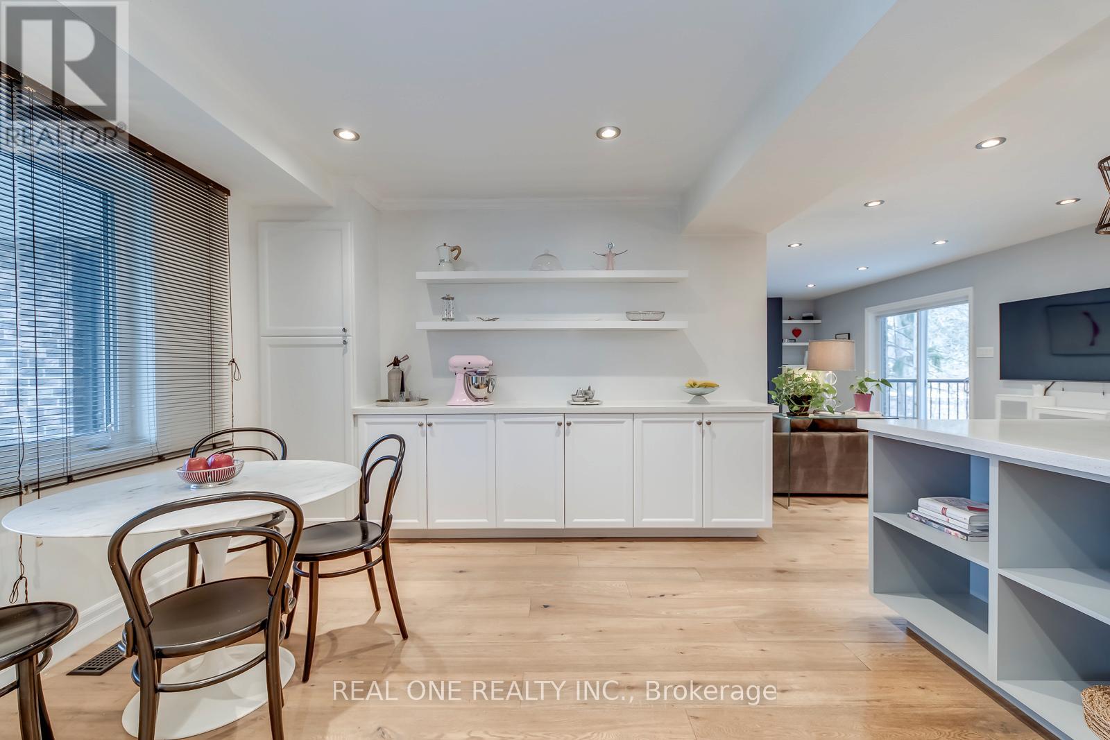 179 Shanley Terrace, Oakville, Ontario  L6K 2H7 - Photo 16 - W12963186