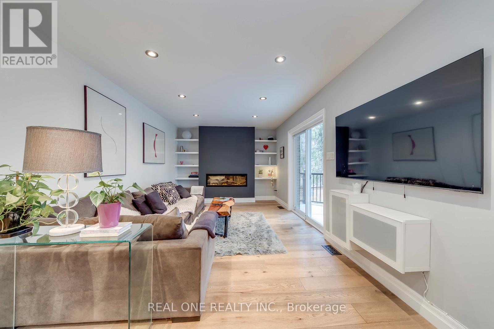 179 Shanley Terrace, Oakville, Ontario  L6K 2H7 - Photo 7 - W12963186