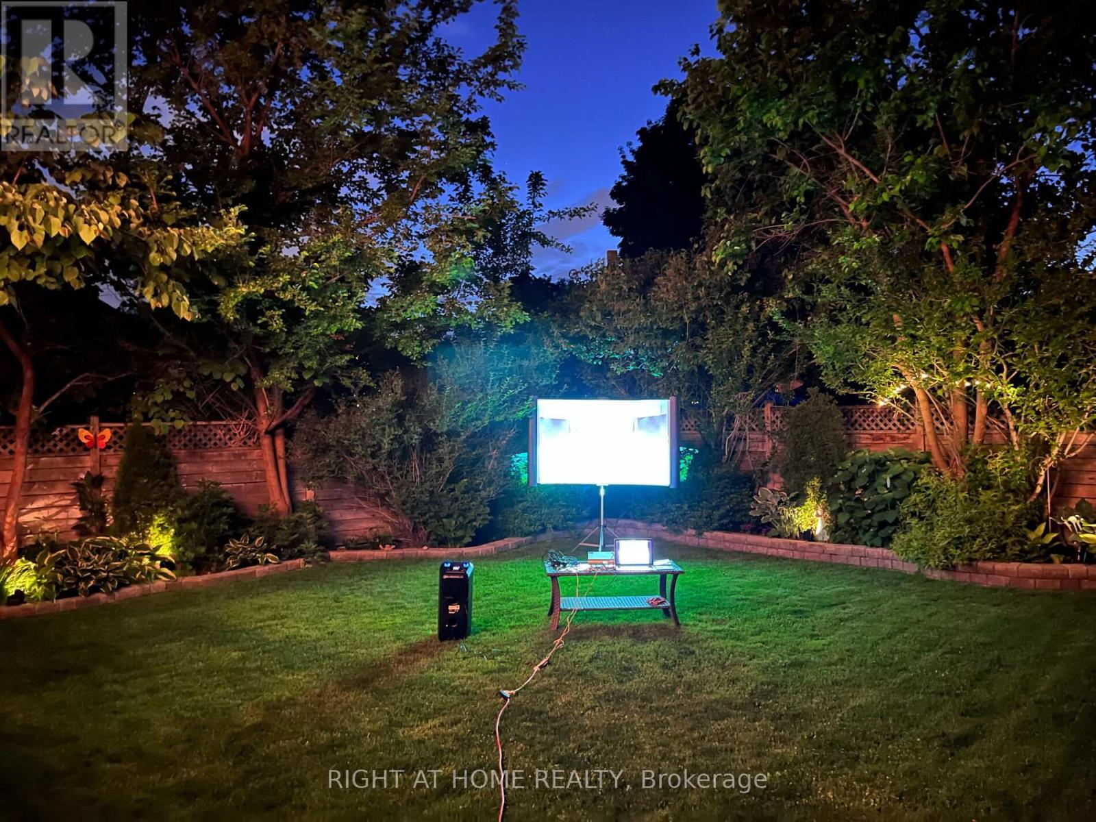 3 Dunning Crescent, Toronto, Ontario  M8W 4S7 - Photo 29 - W12963194