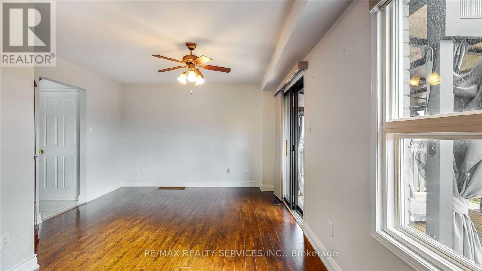 44 Elmstead Court, Brampton, Ontario  L6Y 4C2 - Photo 15 - W12963214