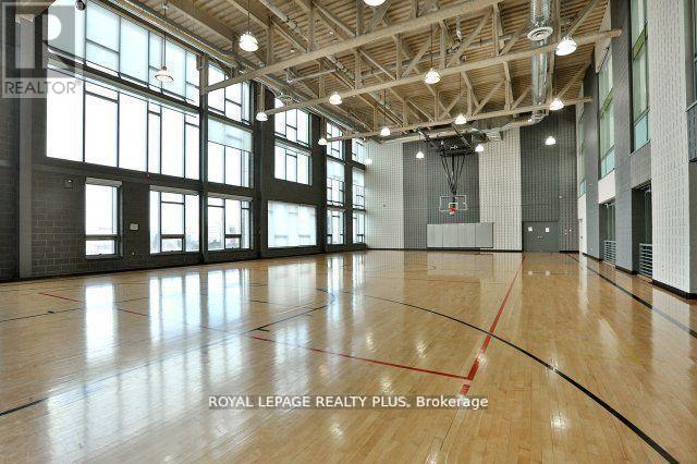 812 - 360 Square One Drive, Mississauga, Ontario  L5B 0G7 - Photo 17 - W12963278