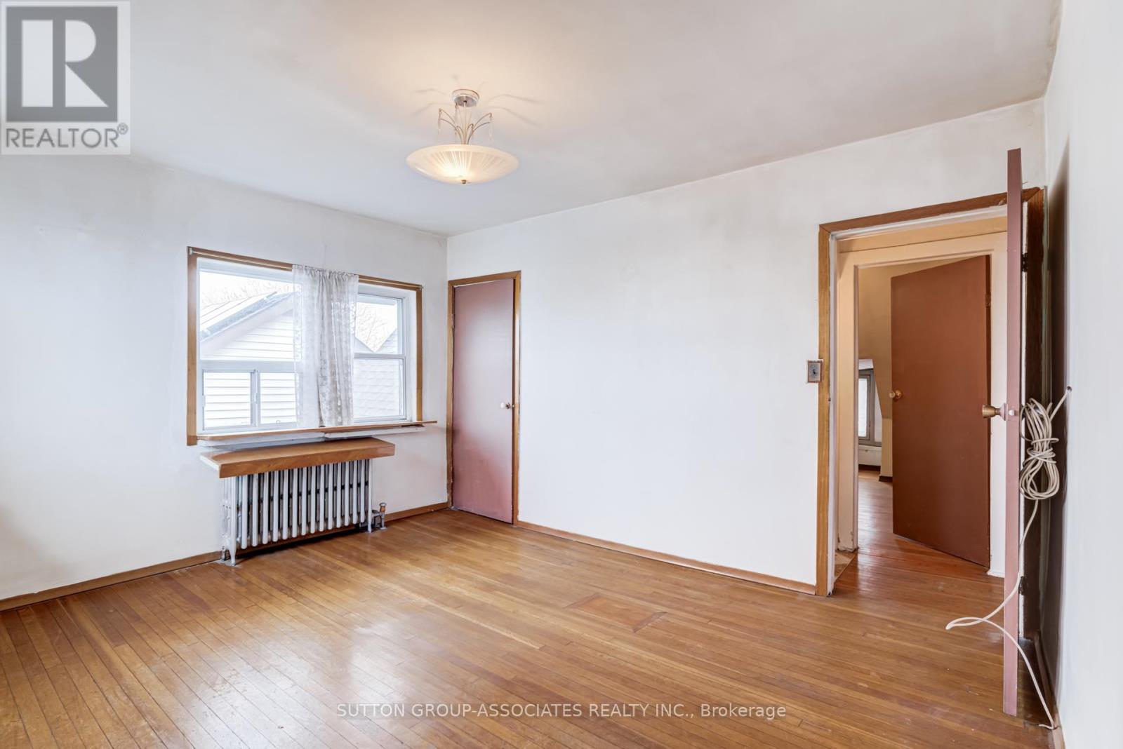 97 Pendrith Street, Toronto, Ontario  M6G 1R8 - Photo 22 - W12963306