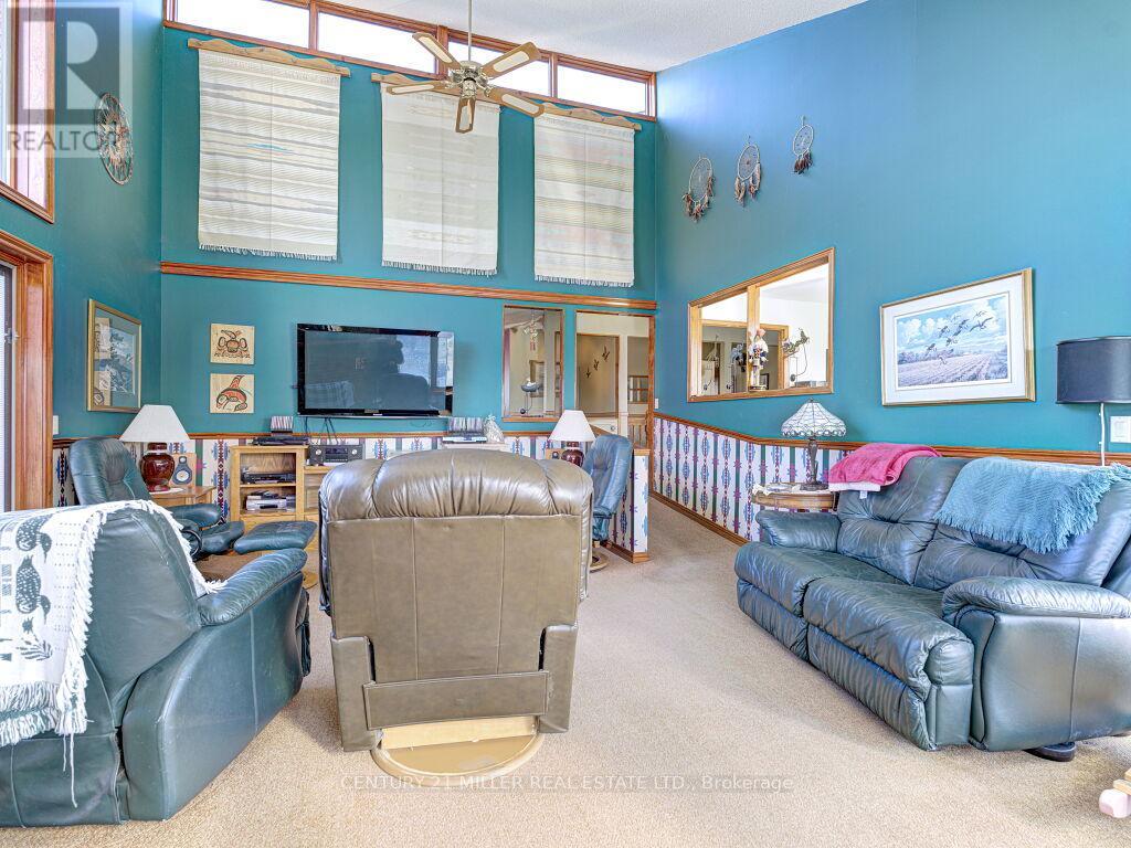 11331 Amos Drive, Milton, Ontario  L0P 1B0 - Photo 18 - W12963328