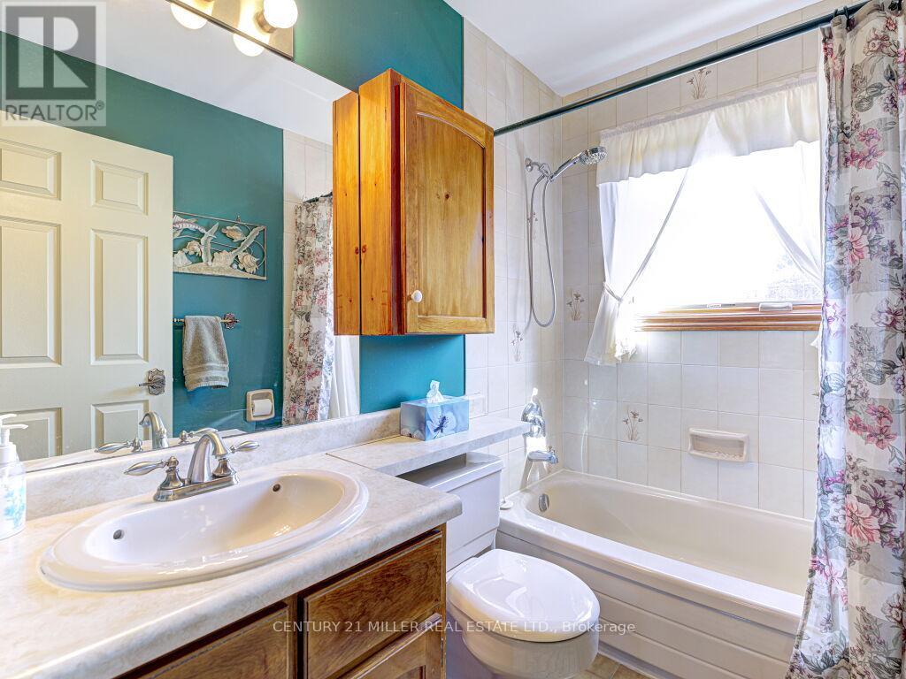 11331 Amos Drive, Milton, Ontario  L0P 1B0 - Photo 29 - W12963328