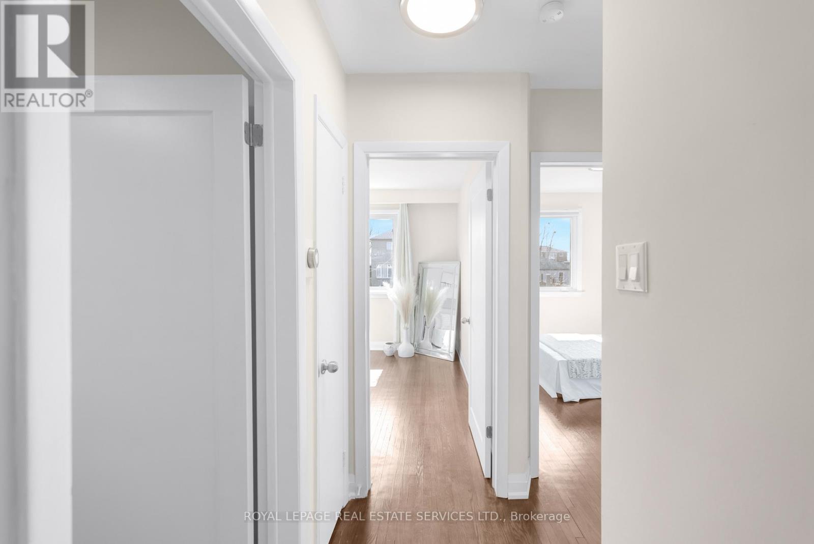 1038 Alexandra Avenue, Mississauga, Ontario  L5E 1Z8 - Photo 18 - W12963336