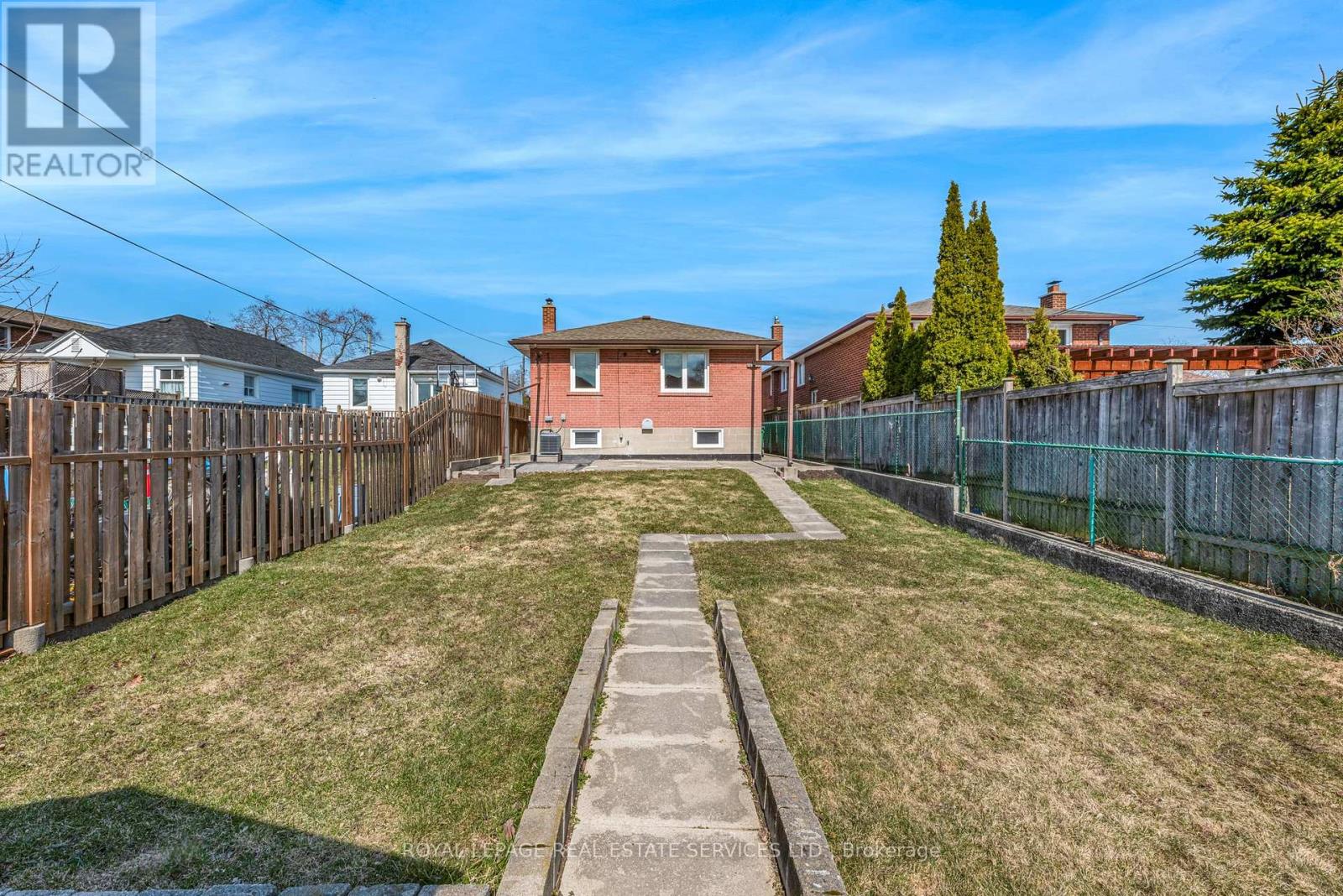 1038 Alexandra Avenue, Mississauga, Ontario  L5E 1Z8 - Photo 43 - W12963336