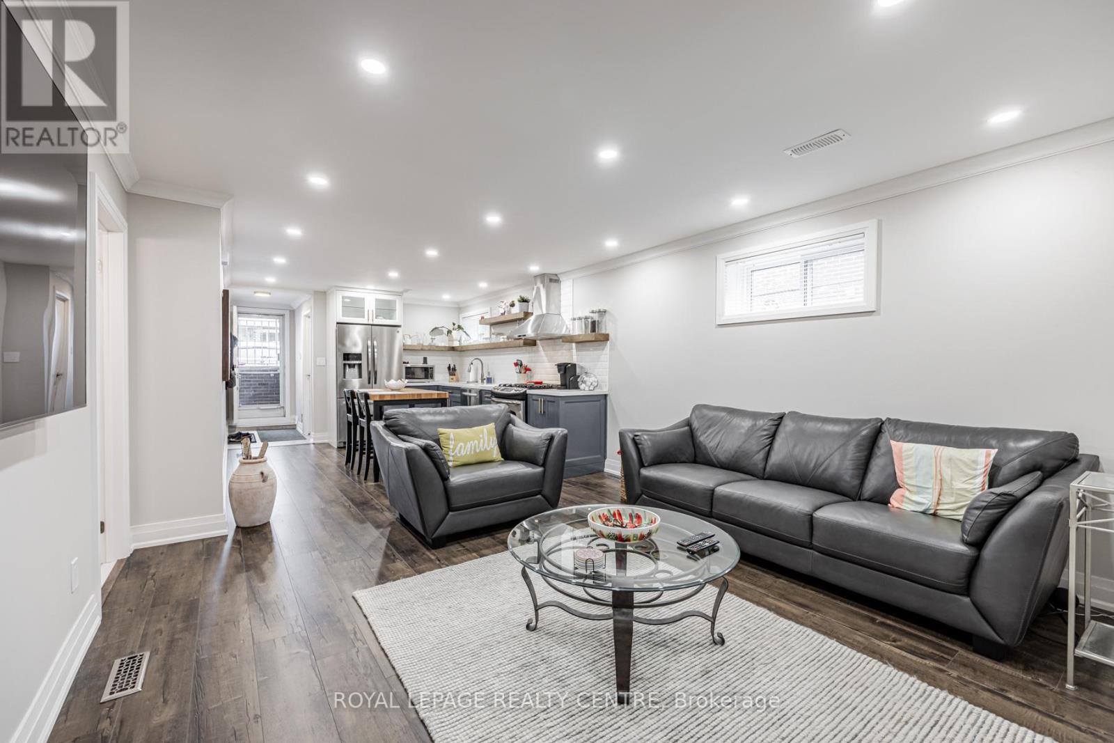 540 Cavell Drive, Mississauga, Ontario  L5B 2N9 - Photo 25 - W12963372