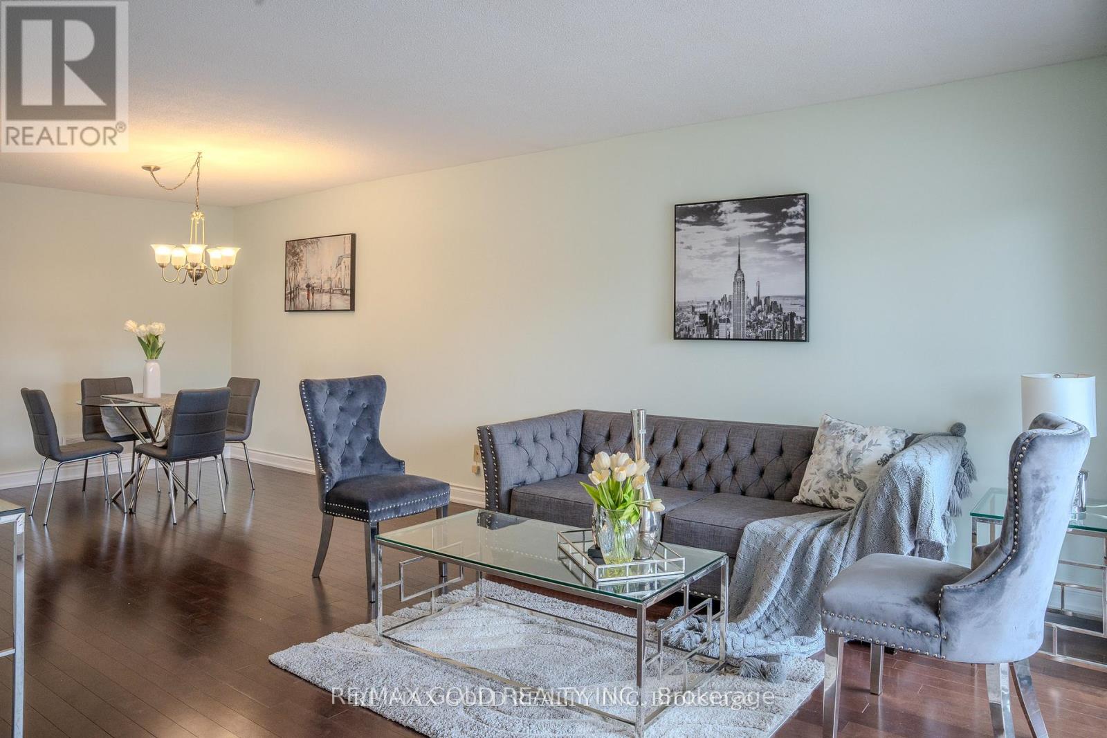 80 Ivybridge Drive, Brampton, Ontario  L6V 2X3 - Photo 10 - W12963382