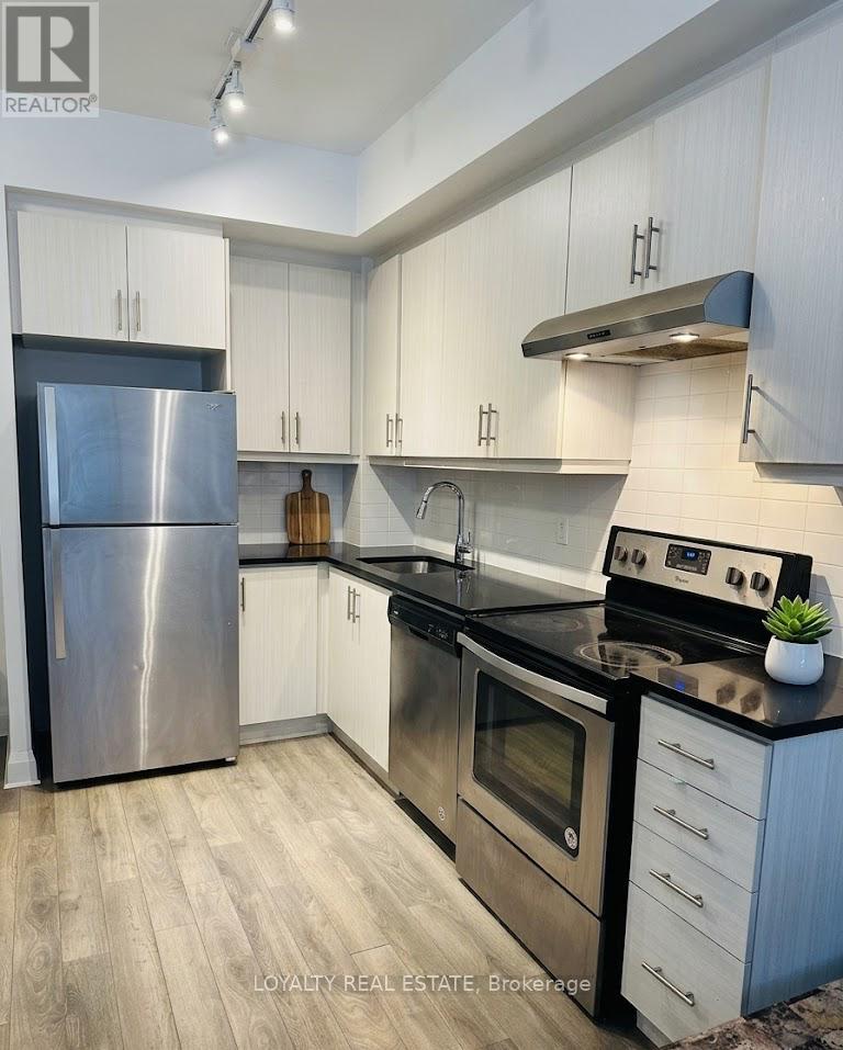 901 - 17 Zorra Street, Toronto, Ontario  M8Z 4Z6 - Photo 7 - W12963412