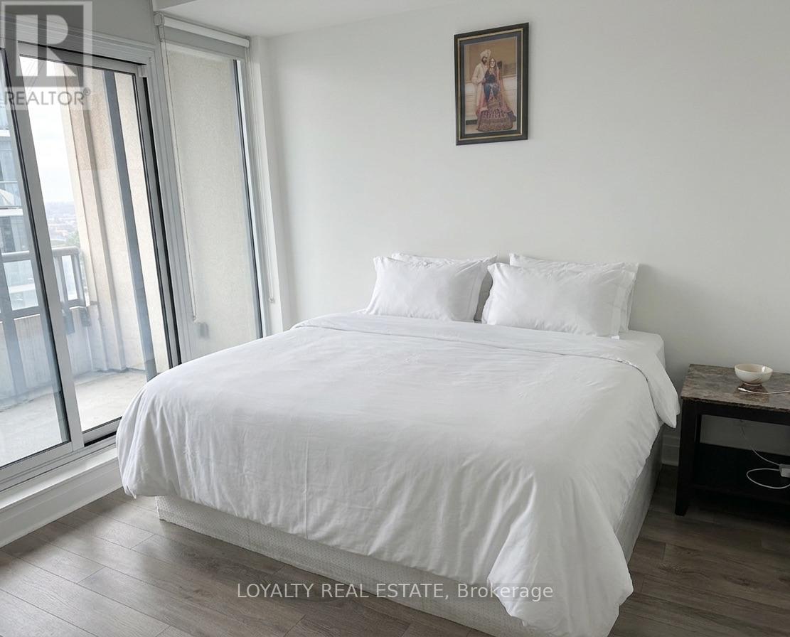 901 - 17 Zorra Street, Toronto, Ontario  M8Z 4Z6 - Photo 8 - W12963412