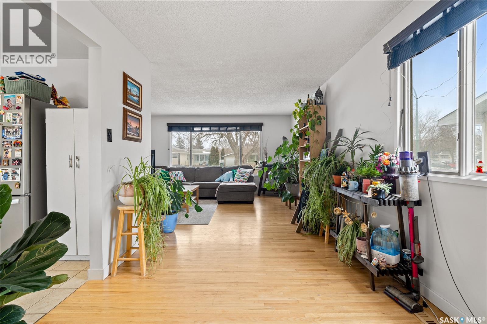 78 Wood Crescent, Regina, Saskatchewan  S4S 6J7 - Photo 6 - SK032135