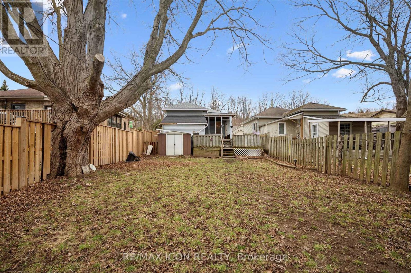 56 Walnut Street, Brant, Ontario  N3L 2J3 - Photo 22 - X12963188