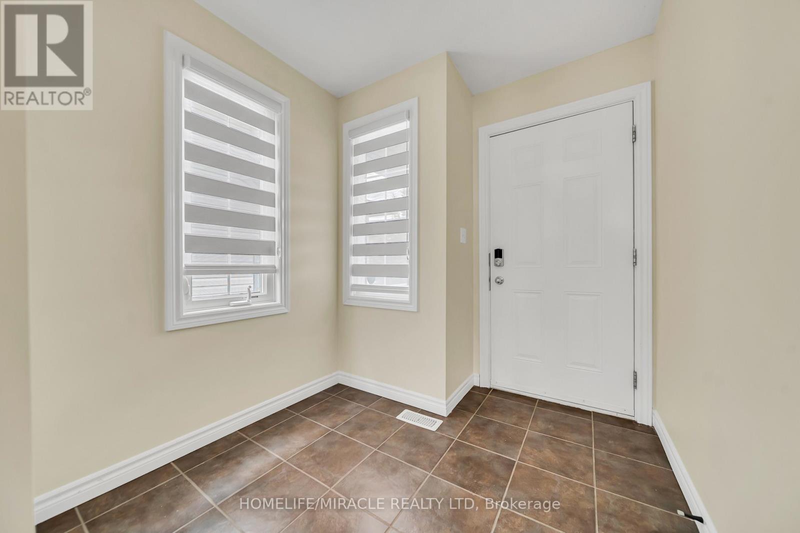 51 Seabrook Drive, Kitchener, Ontario  N2R 1Y1 - Photo 11 - X12963302