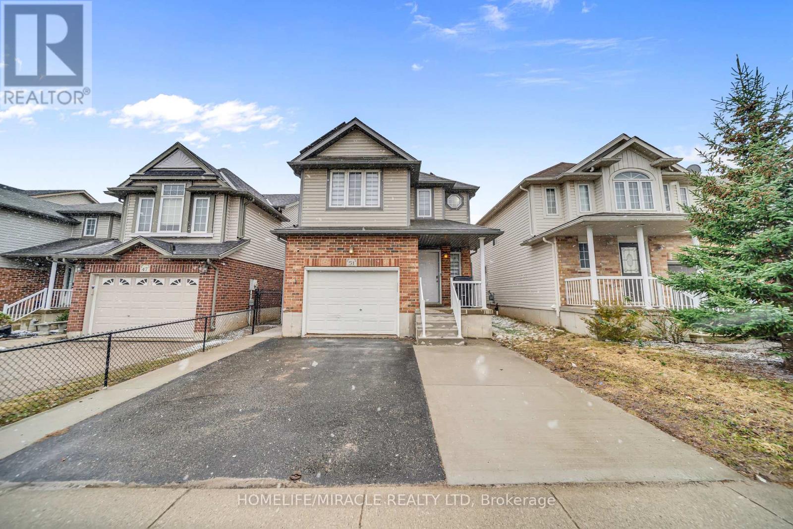 51 Seabrook Drive, Kitchener, Ontario  N2R 1Y1 - Photo 2 - X12963302