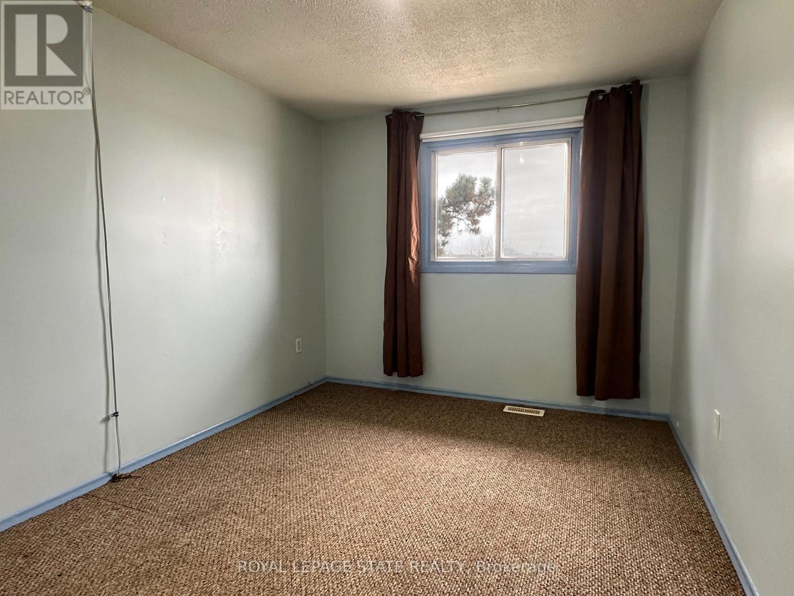 101 Main Street W, Haldimand, Ontario  N1A 3C8 - Photo 12 - X12963332