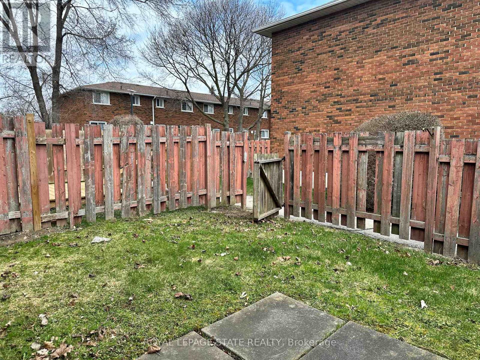 101 Main Street W, Haldimand, Ontario  N1A 3C8 - Photo 19 - X12963332