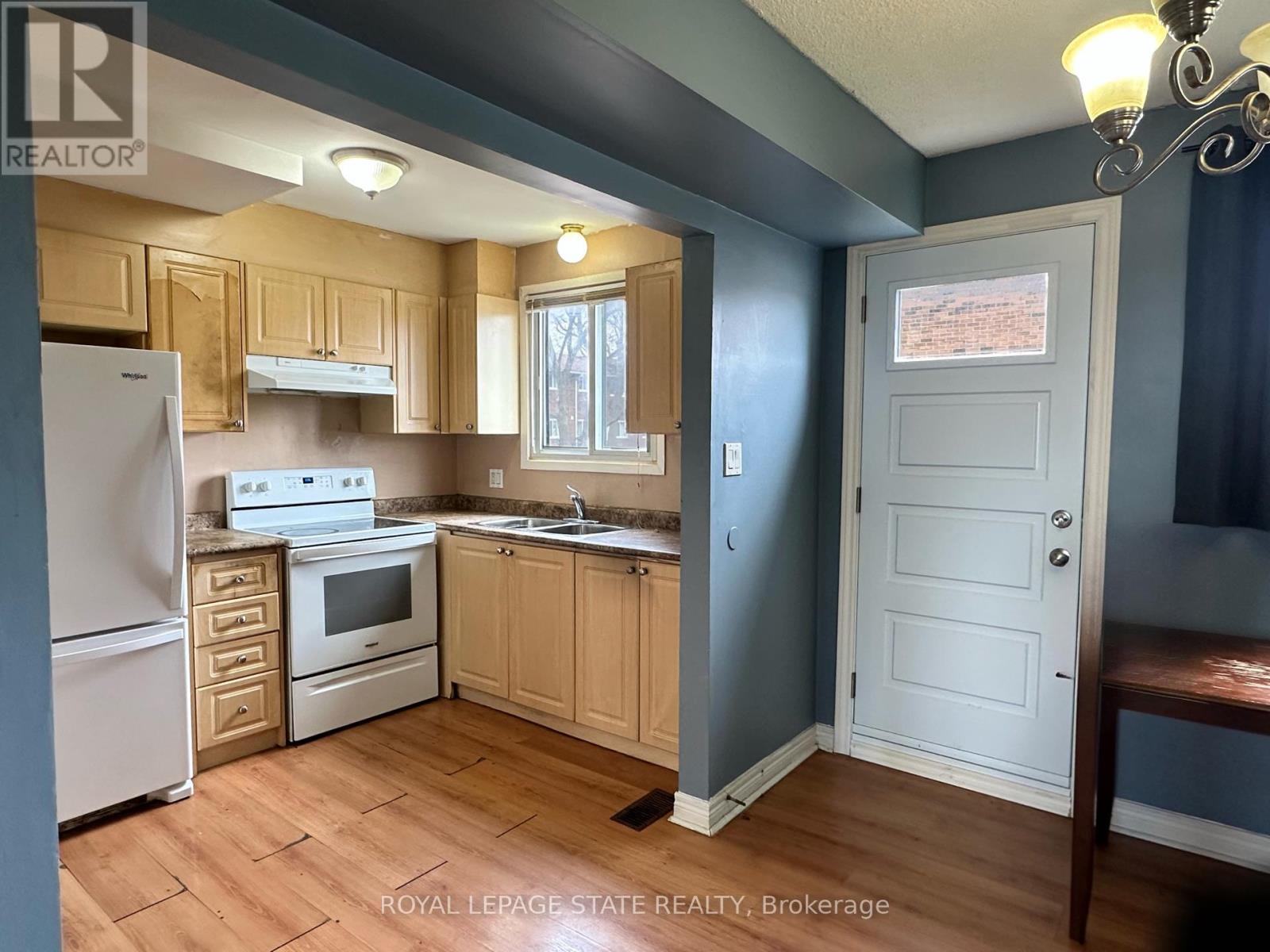 101 Main Street W, Haldimand, Ontario  N1A 3C8 - Photo 7 - X12963332