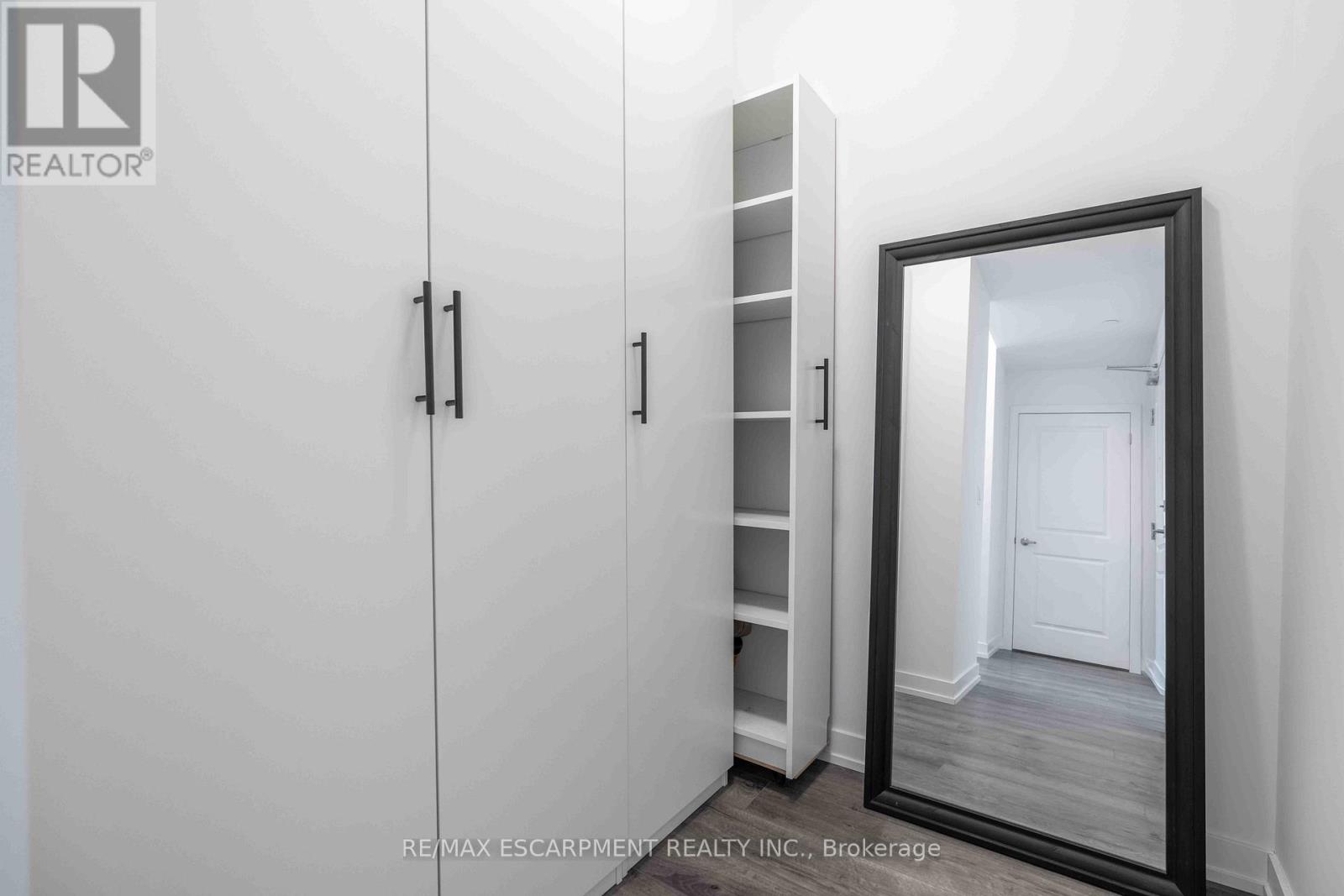 541 - 5055 Greenlane Road, Lincoln, Ontario  L3J 2J3 - Photo 6 - X12963334