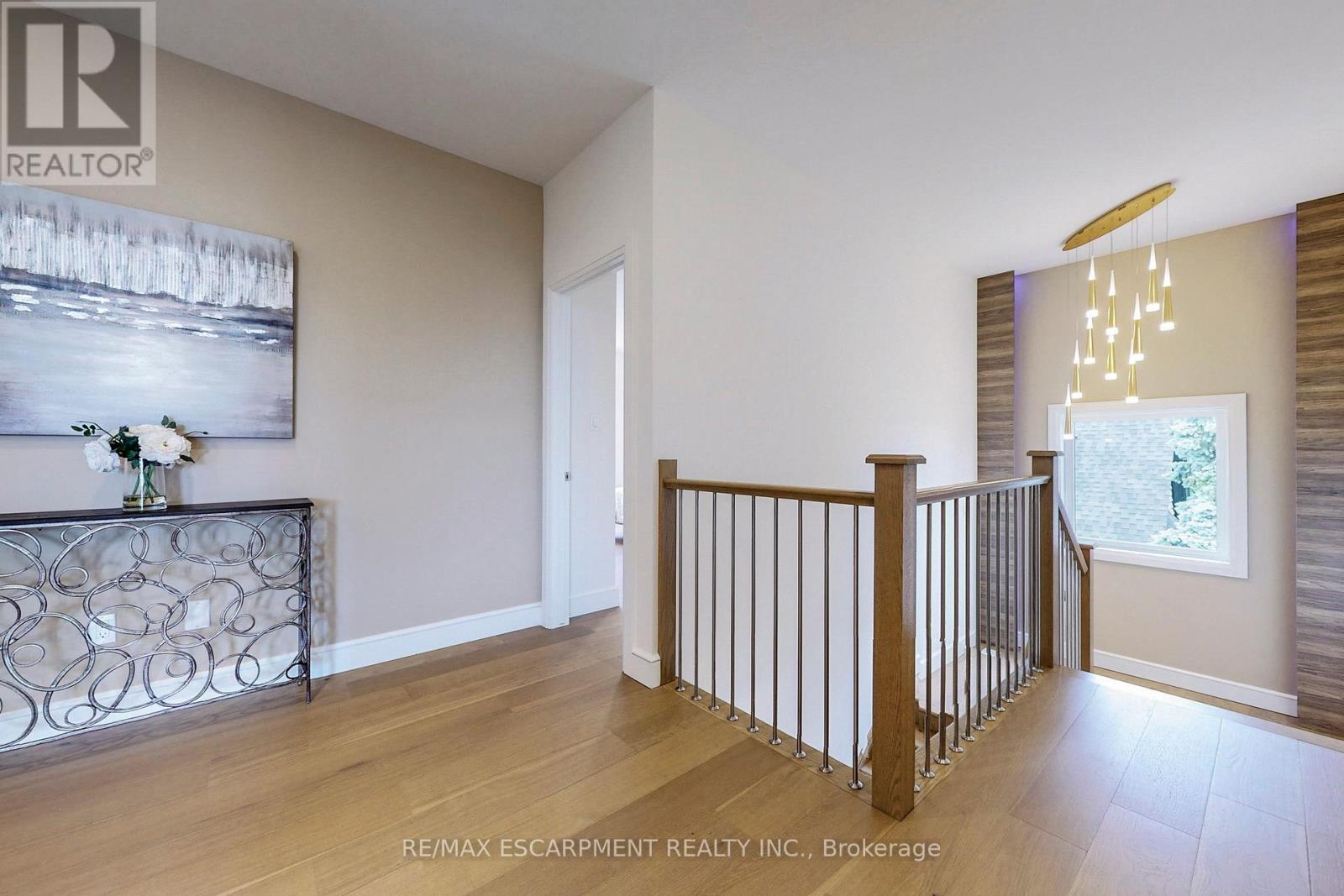 49 Roselawn Avenue, Hamilton, Ontario  L9G 2H9 - Photo 22 - X12963398