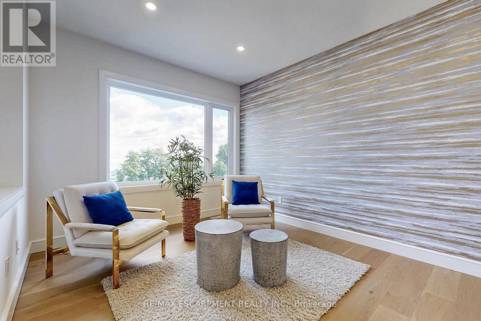 49 Roselawn Avenue, Hamilton, Ontario  L9G 2H9 - Photo 23 - X12963398