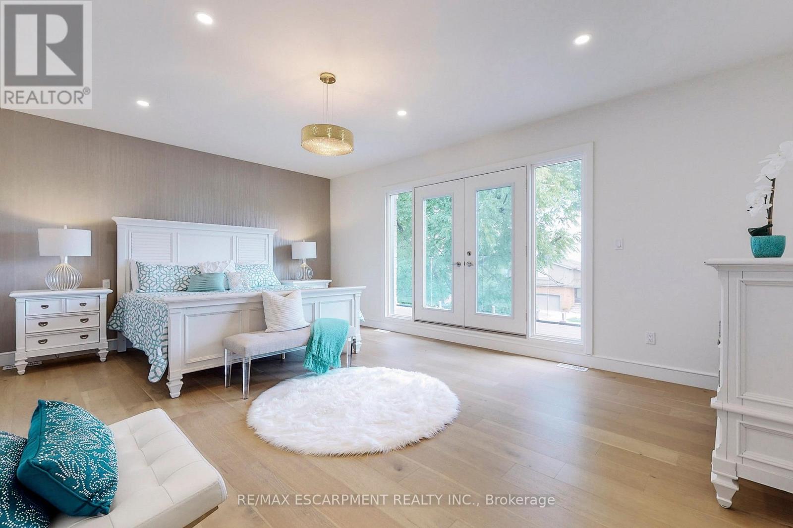 49 Roselawn Avenue, Hamilton, Ontario  L9G 2H9 - Photo 28 - X12963398