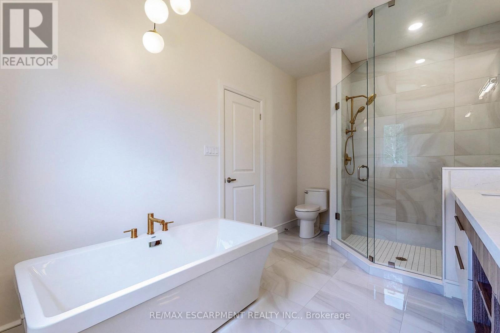 49 Roselawn Avenue, Hamilton, Ontario  L9G 2H9 - Photo 34 - X12963398