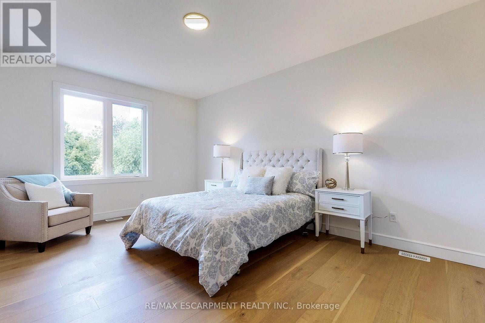 49 Roselawn Avenue, Hamilton, Ontario  L9G 2H9 - Photo 35 - X12963398